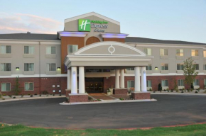 Гостиница Holiday Inn Express & Suites Clinton, an IHG Hotel  Клинтон
